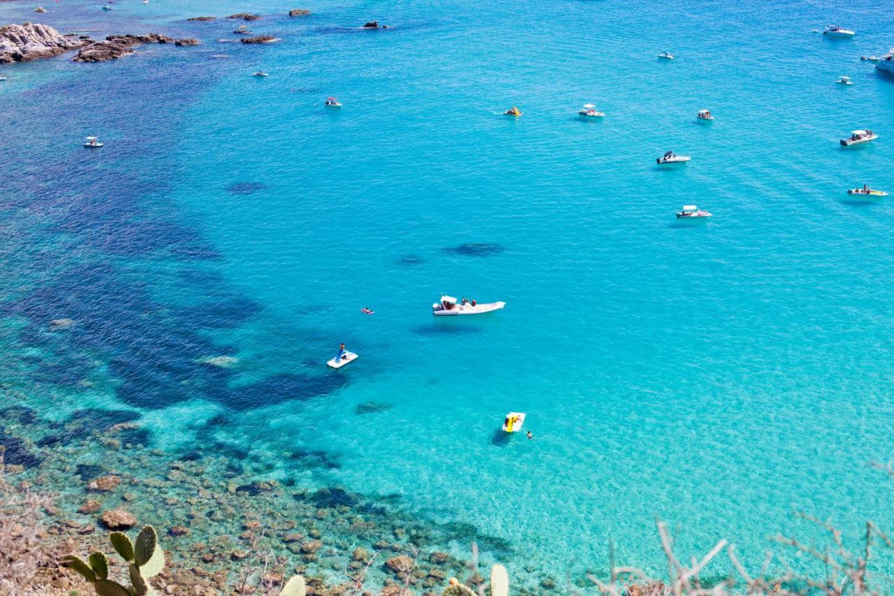 Grillo Superior * Capo Vaticano